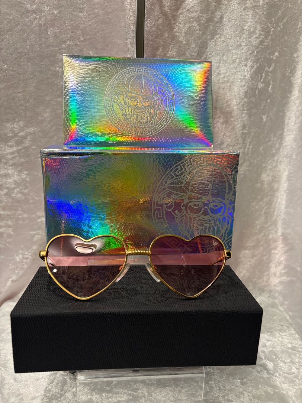 VINTAGE FRAMES COMPANY I HEART VF 18KT GOLD Lens Red Gradient NIB
